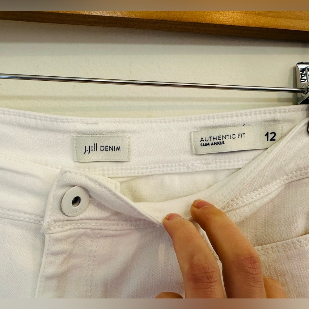J.Jill Authentic Fit Slim Ankle White Denim Jeans Size 12
